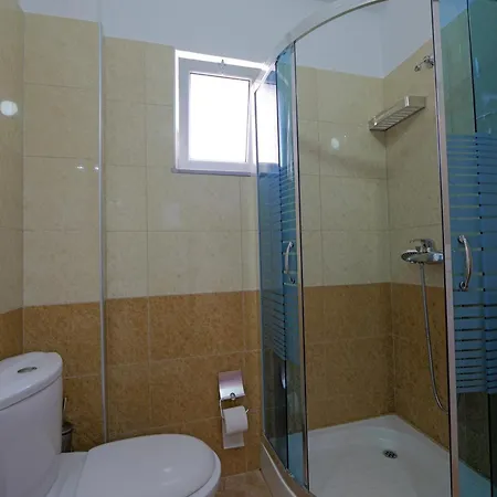Vila Aurora בית הארחה 3*