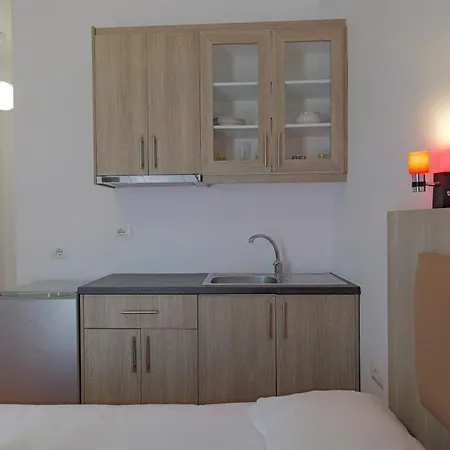 Vila Aurora 3* קסאמיל