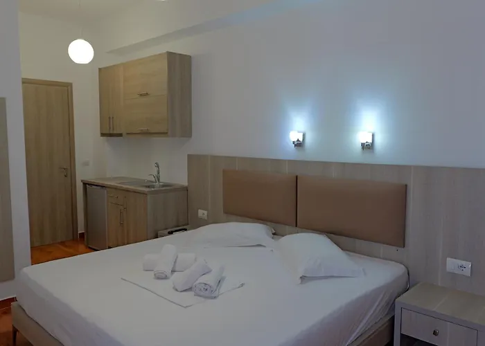 Guest house Vila Aurora Ksamil