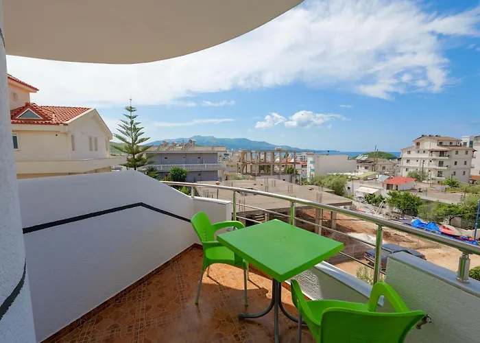 Guest house Vila Aurora 3*